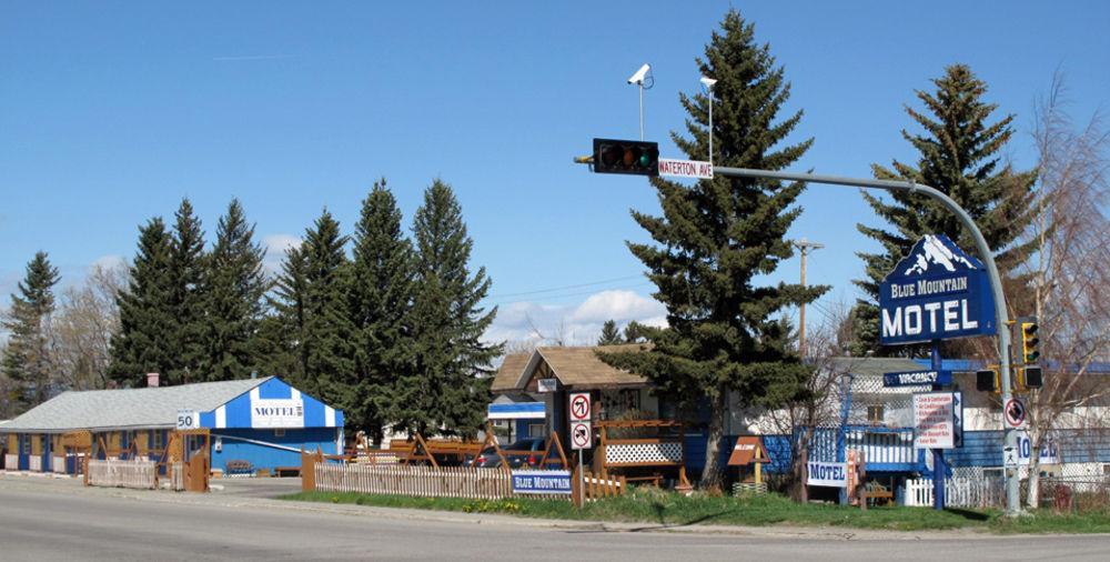 Blue Mountain Motel พินเชอร์ ครีก ภายนอก รูปภาพ