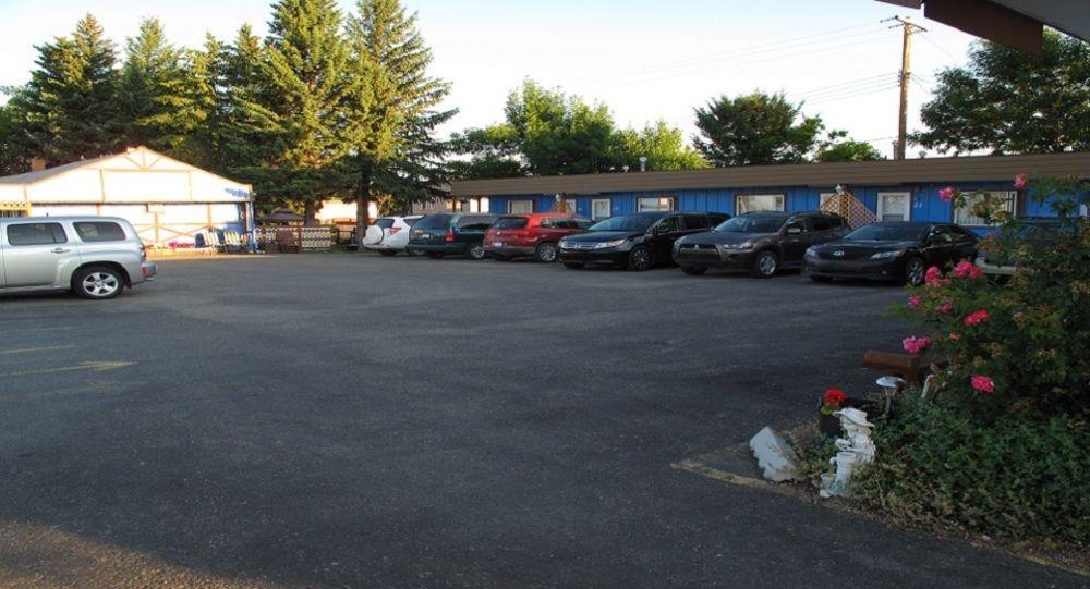 Blue Mountain Motel พินเชอร์ ครีก ภายนอก รูปภาพ