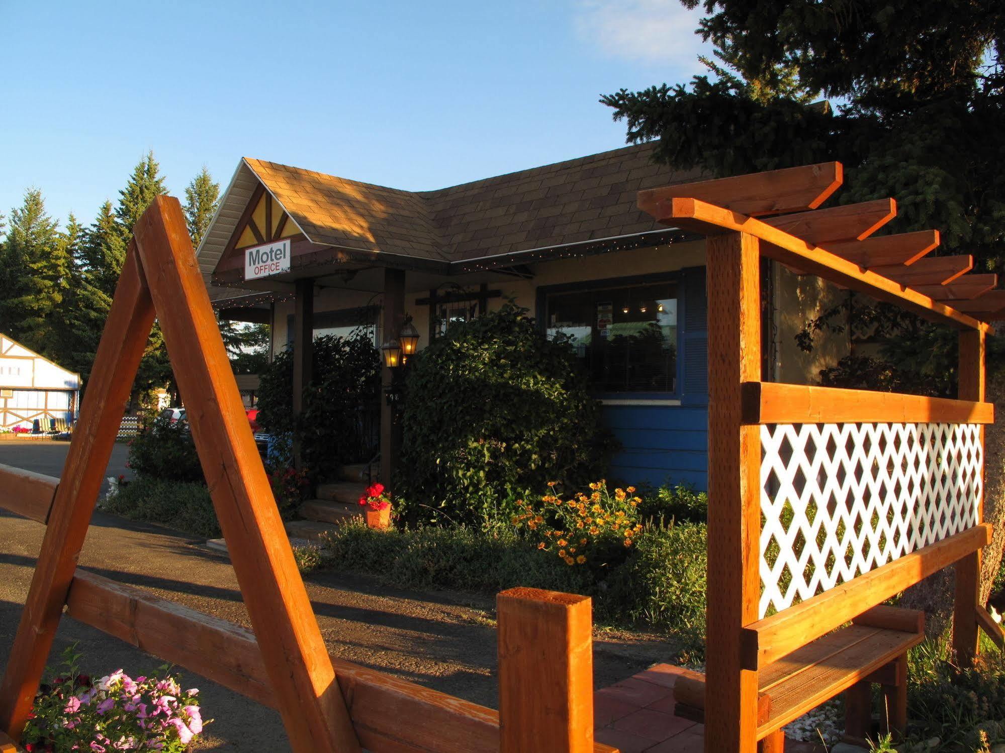Blue Mountain Motel พินเชอร์ ครีก ภายนอก รูปภาพ